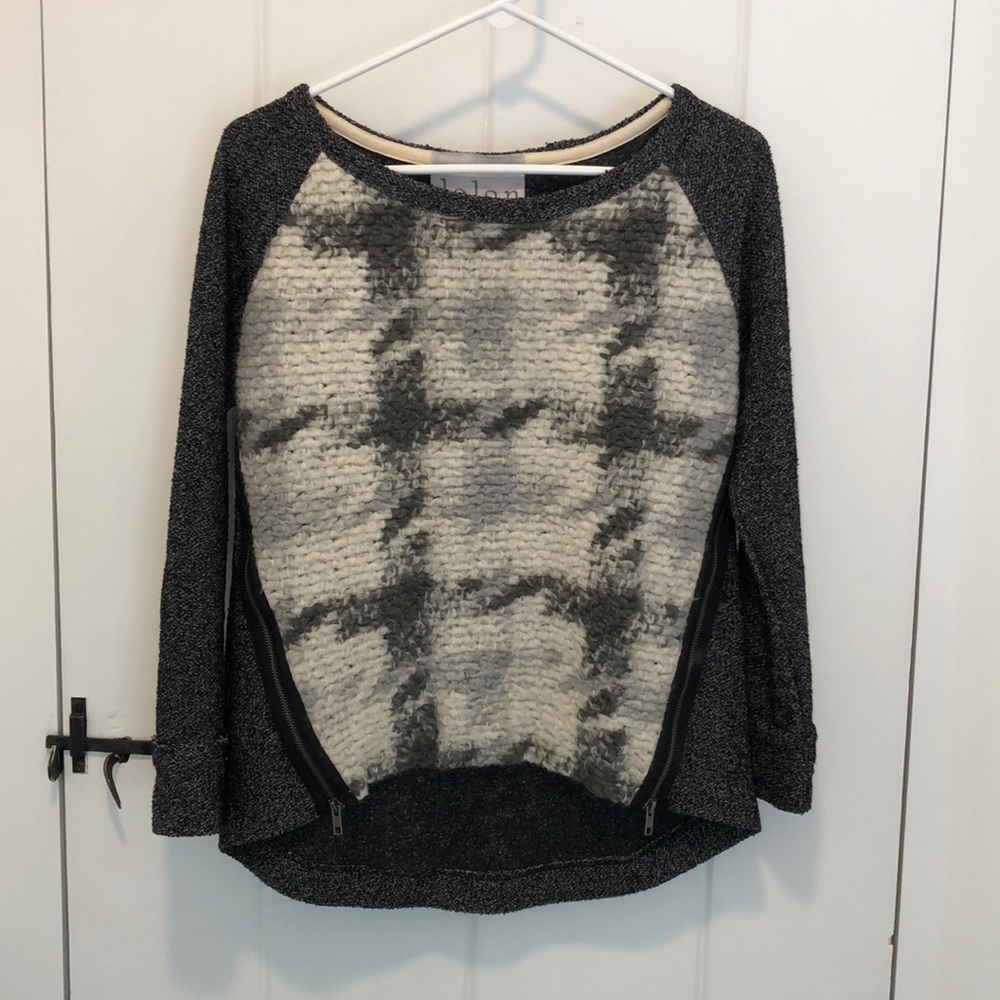 Super Cozy B&W Winter Top